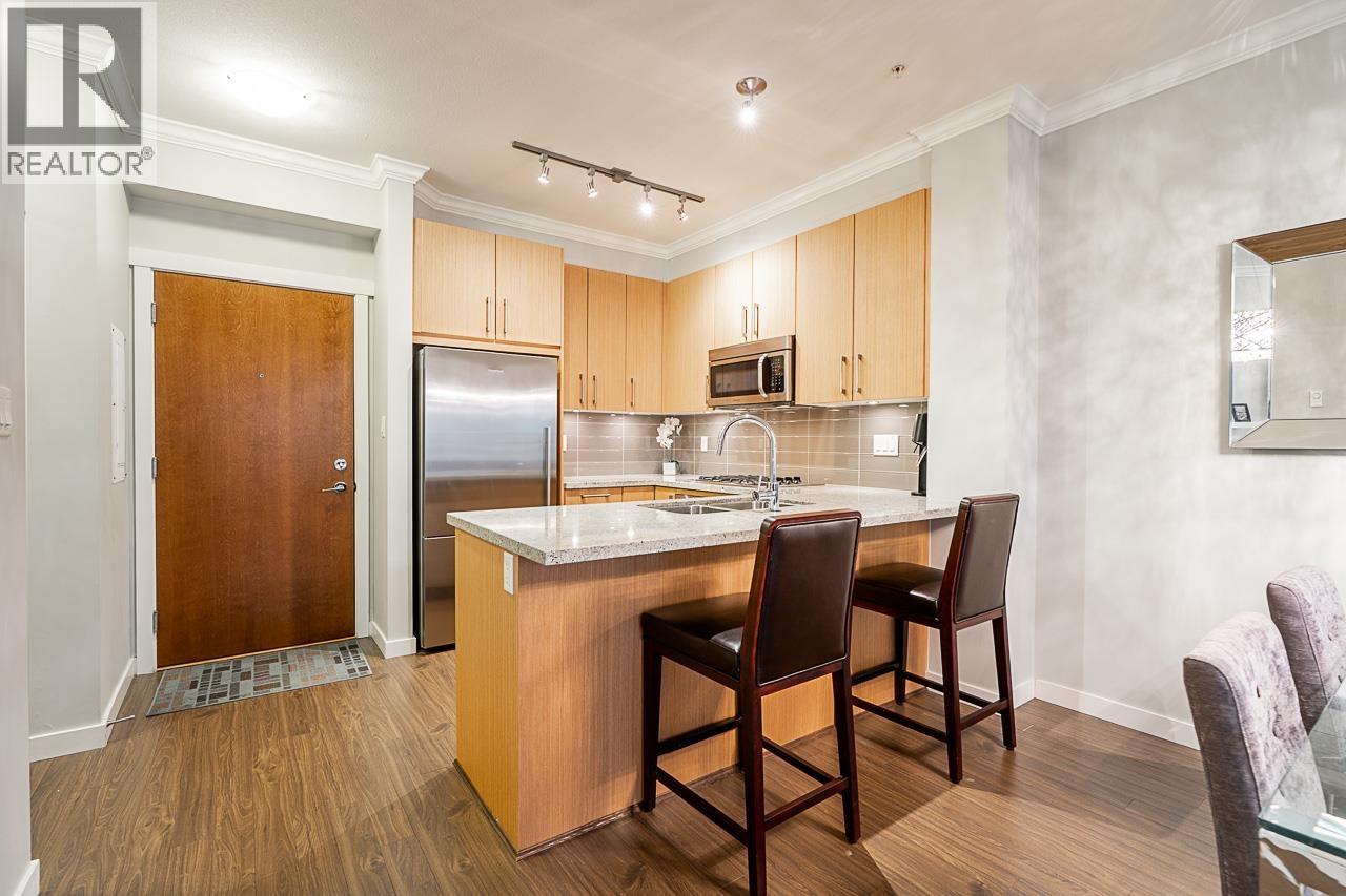 403 139 W 22nd Street, North Vancouver, British Columbia  V7M 0B5 - Photo 5 - R3078275