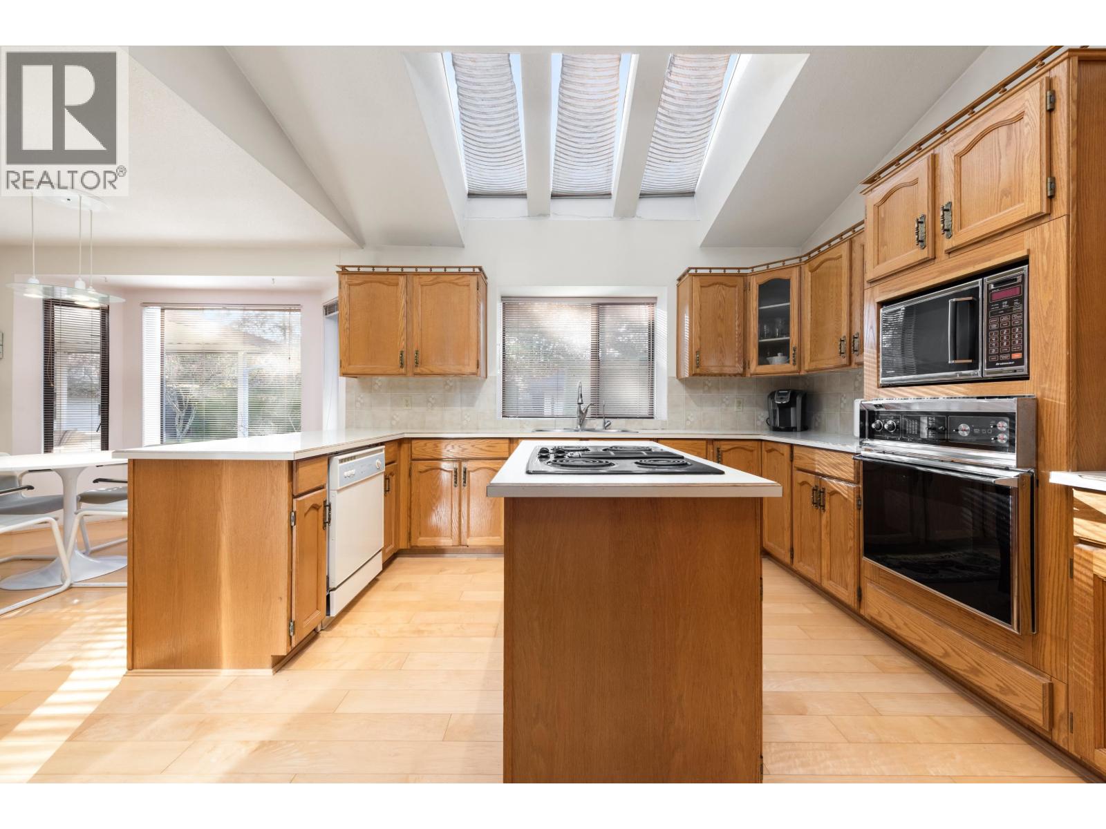 4360 Steveston Highway, Richmond, British Columbia  V7E 2K3 - Photo 2 - R3078276