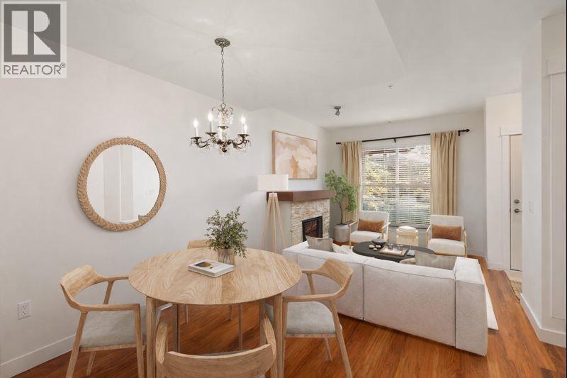 4 307 E 15th Street, North Vancouver, British Columbia  V7L 2R6 - Photo 3 - R3078280