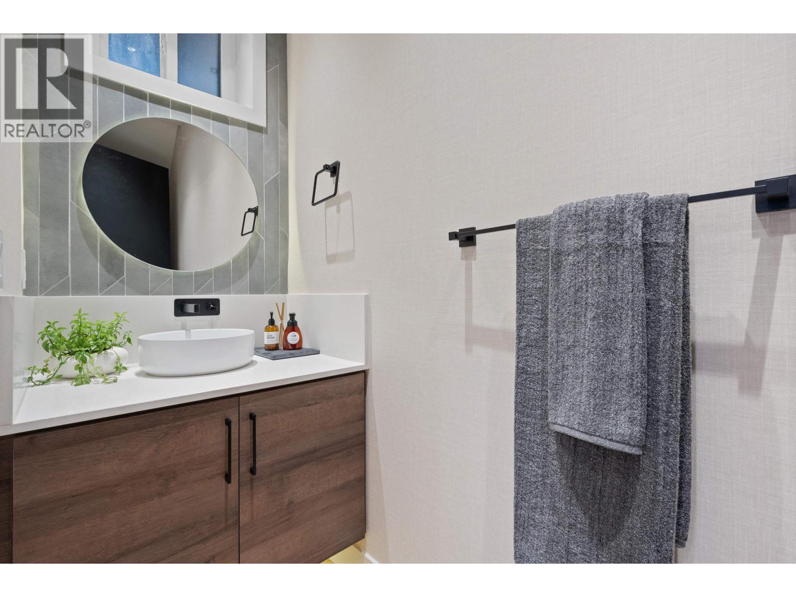 919 E 10th Avenue, Vancouver, British Columbia  V5T 2B3 - Photo 19 - R3078285