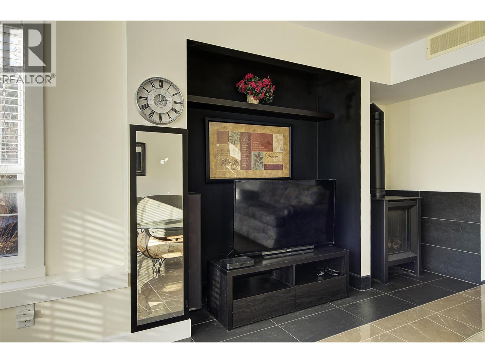 1251 Wilmot Avenue, Kelowna, British Columbia  V1P 1M1 - Photo 51 - 10372386