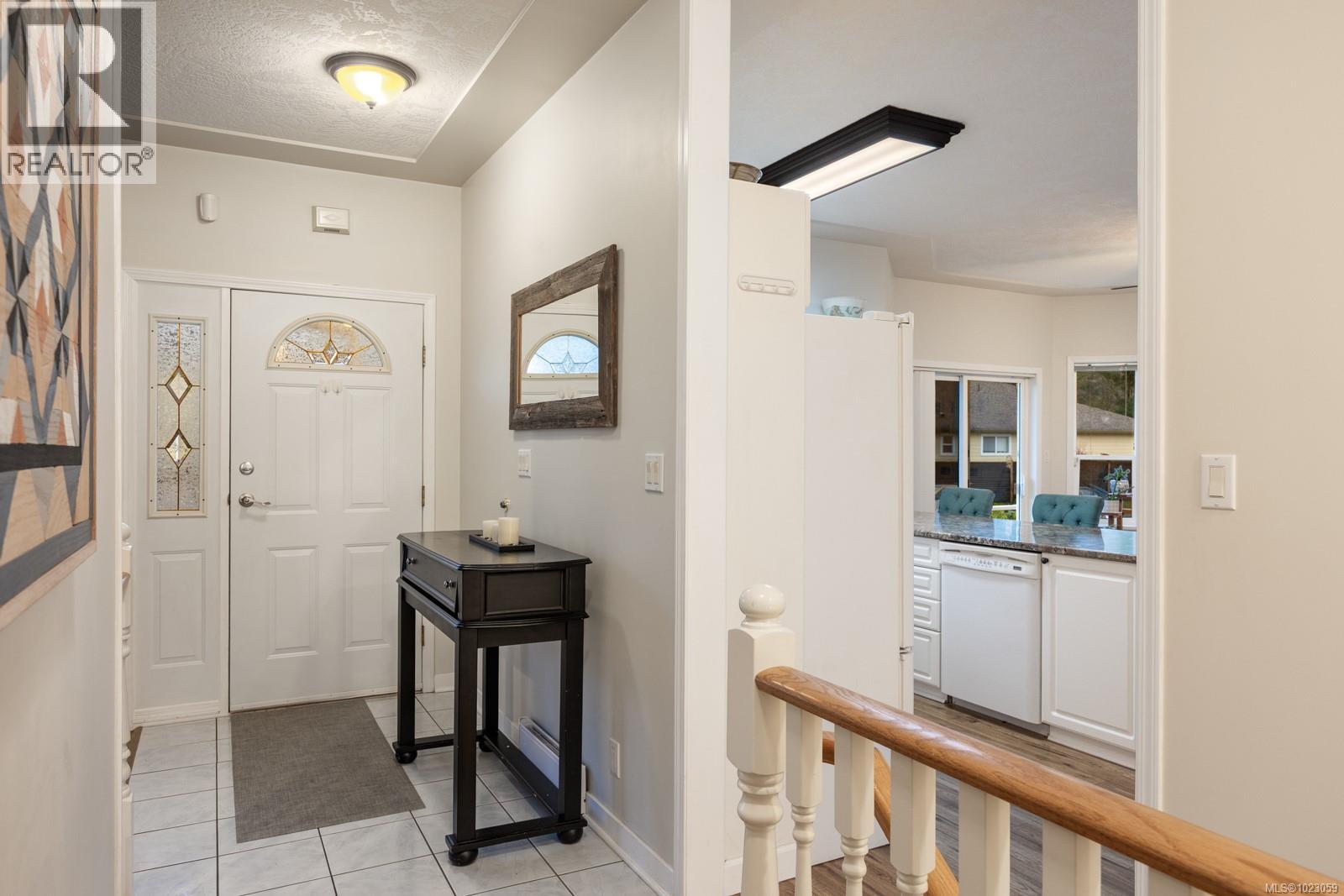 101 2727 1st St, Courtenay, British Columbia  V9N 9C8 - Photo 13 - 1023059