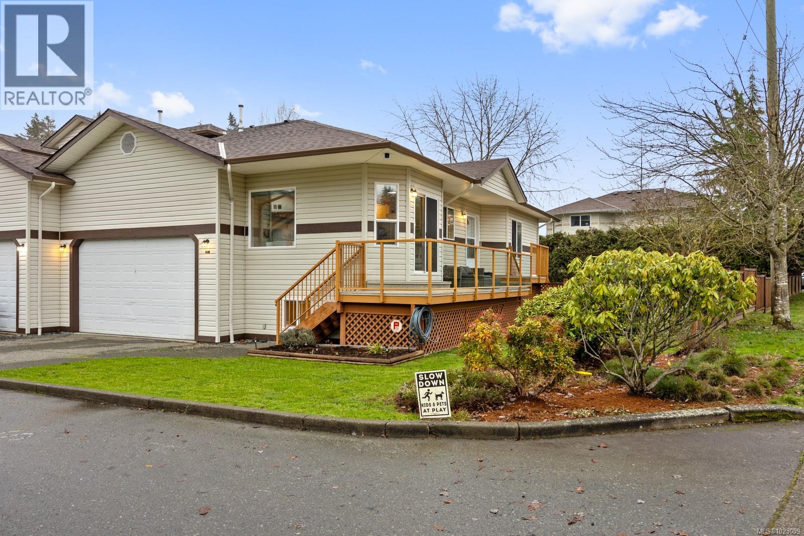 101 2727 1st St, Courtenay, British Columbia  V9N 9C8 - Photo 39 - 1023059