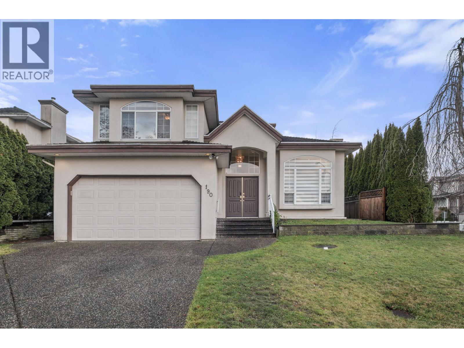 190 Spagnol Street, New Westminster, British Columbia  V3M 6T6 - Photo 2 - R3078295