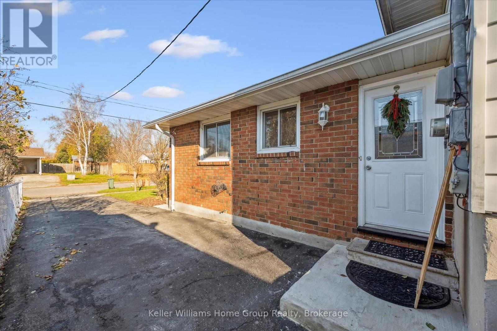 1 Islington Avenue, Guelph (Victoria North), Ontario  N1E 1B2 - Photo 8 - X12566378