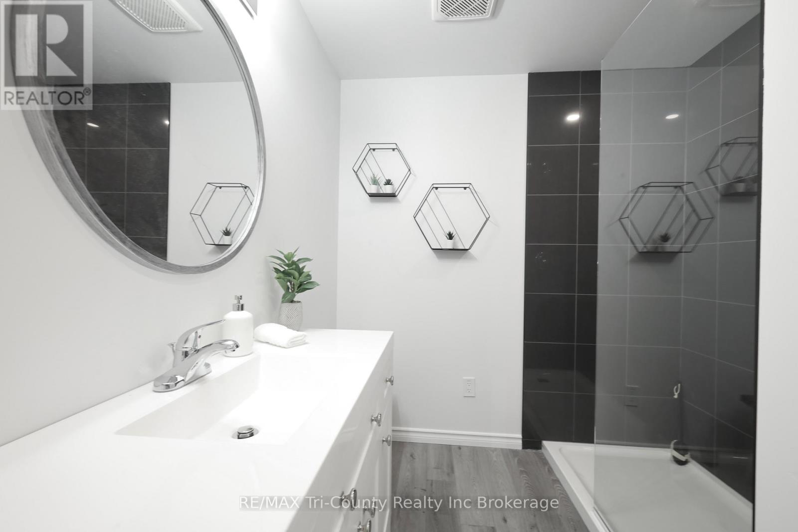 Unit #57 - 11981 Plank Rd (Tillsonburg) Road, Bayham, Ontario  N4G 4G9 - Photo 20 - X12688224