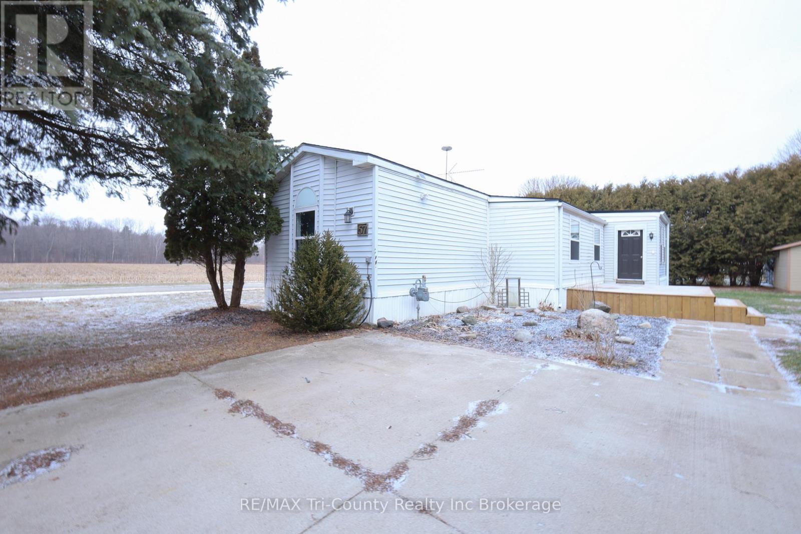 Unit #57 - 11981 Plank Rd (Tillsonburg) Road, Bayham, Ontario  N4G 4G9 - Photo 40 - X12688224