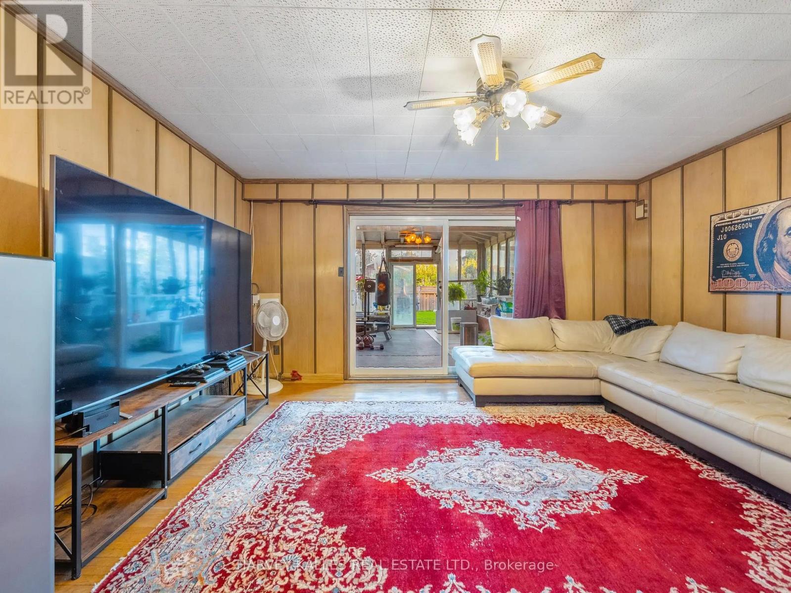 49 Wenderly Drive, Toronto, Ontario  M6B 2P1 - Photo 20 - W12441485