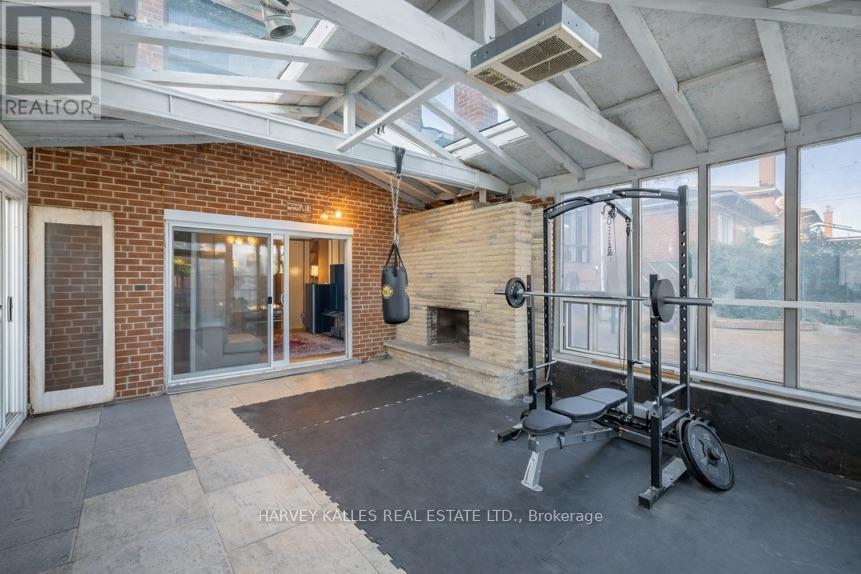 49 Wenderly Drive, Toronto, Ontario  M6B 2P1 - Photo 19 - W12441485