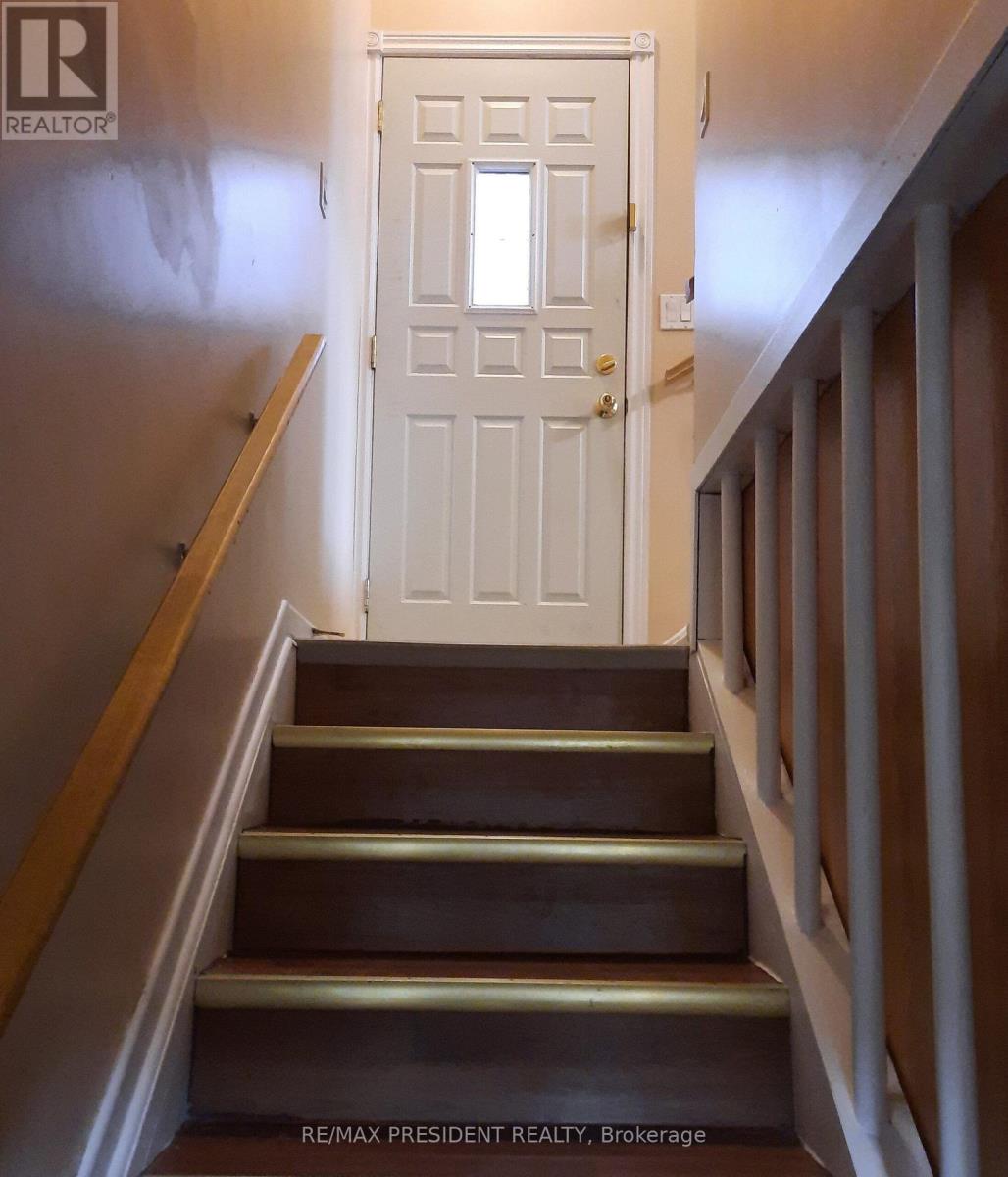 1148 Wigle Avenue, Windsor, Ontario  N9C 3N1 - Photo 9 - X12426434