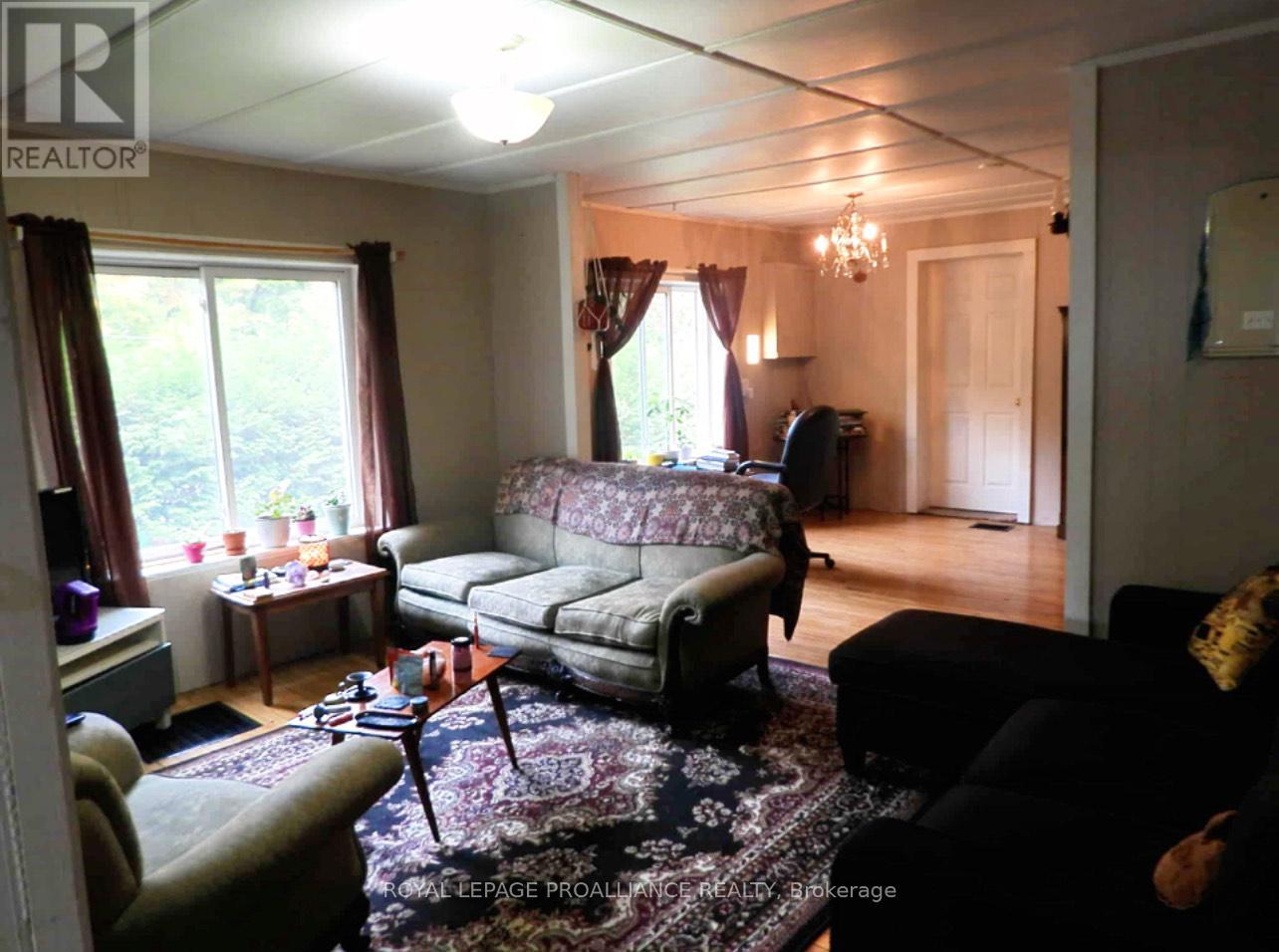 5014 Road 506, Frontenac, Ontario  K0H 1K0 - Photo 9 - X12429540