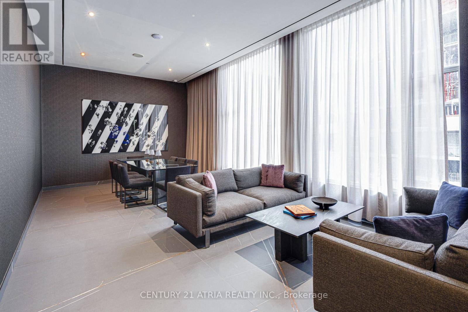 6303 - 11 Yorkville Avenue, Toronto, Ontario  M4W 0B7 - Photo 17 - C12688176