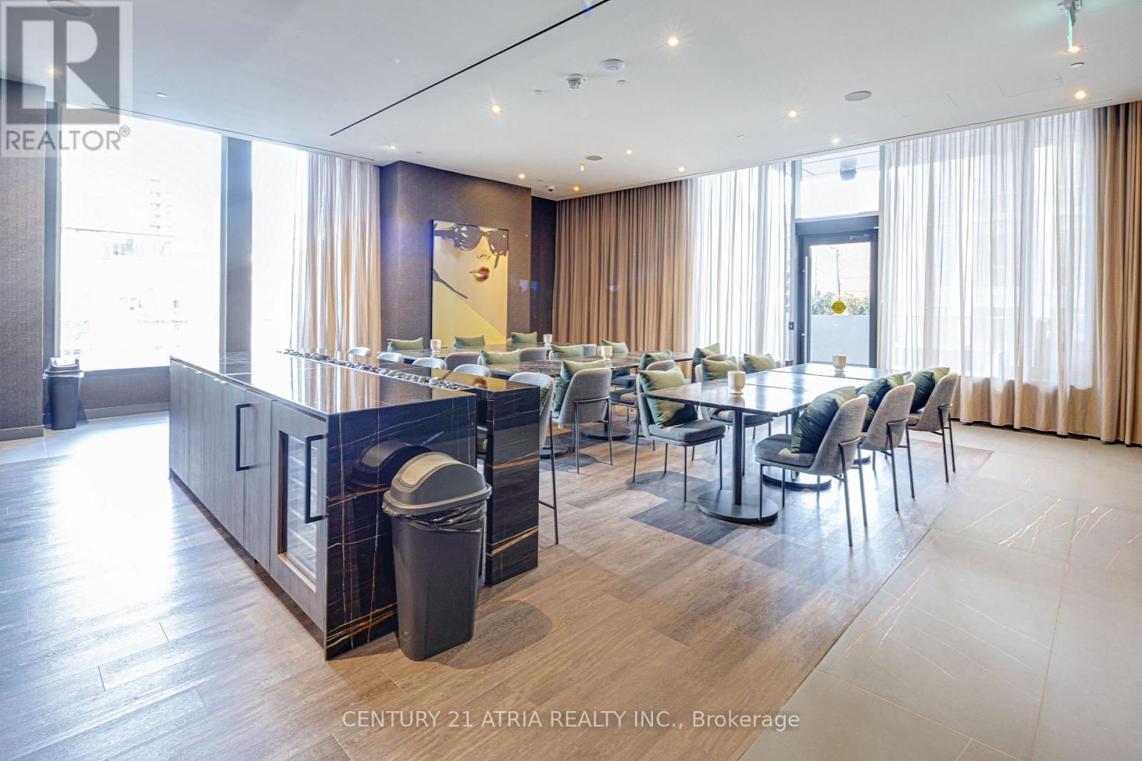 6303 - 11 Yorkville Avenue, Toronto, Ontario  M4W 0B7 - Photo 25 - C12688176