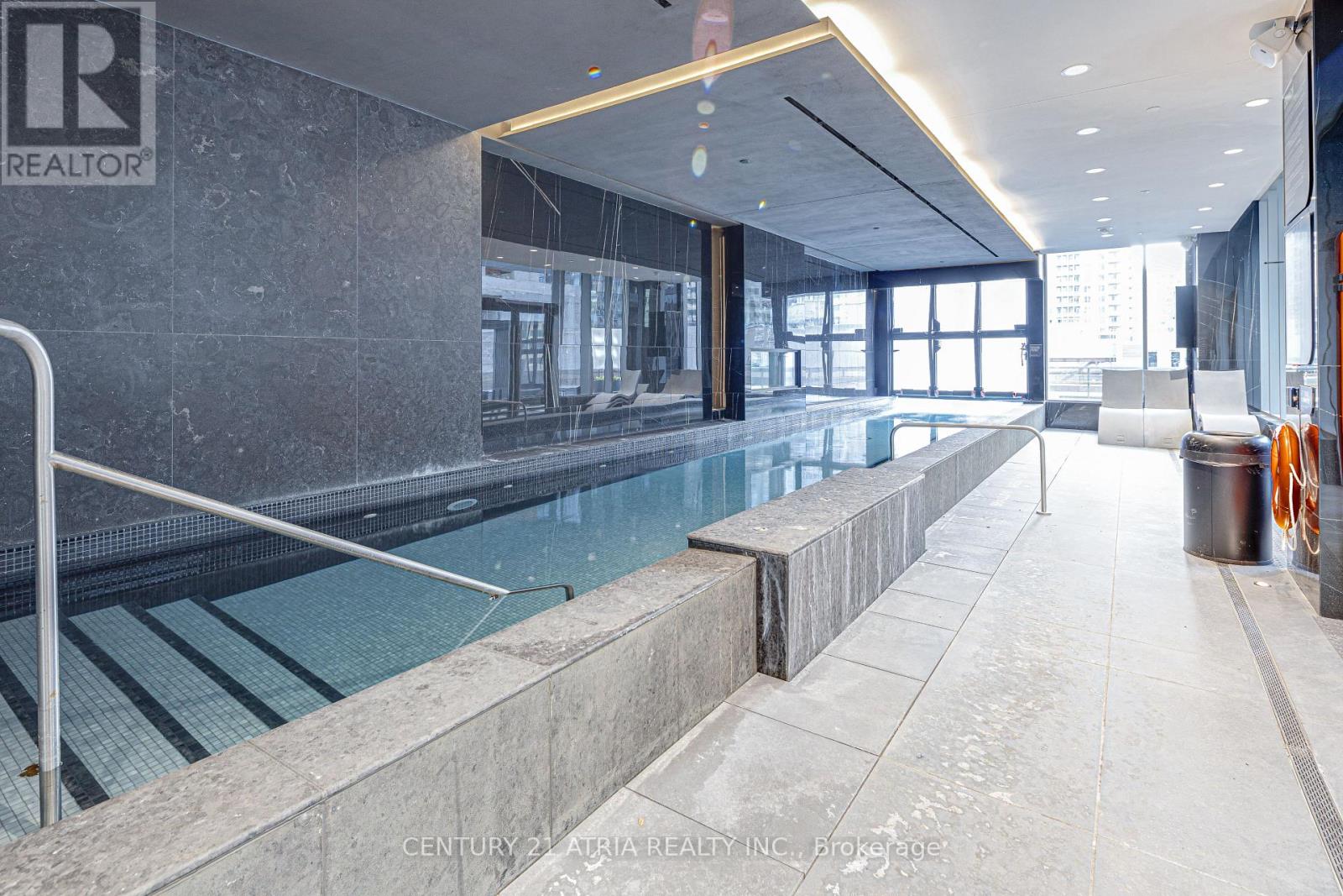 6303 - 11 Yorkville Avenue, Toronto, Ontario  M4W 0B7 - Photo 26 - C12688176