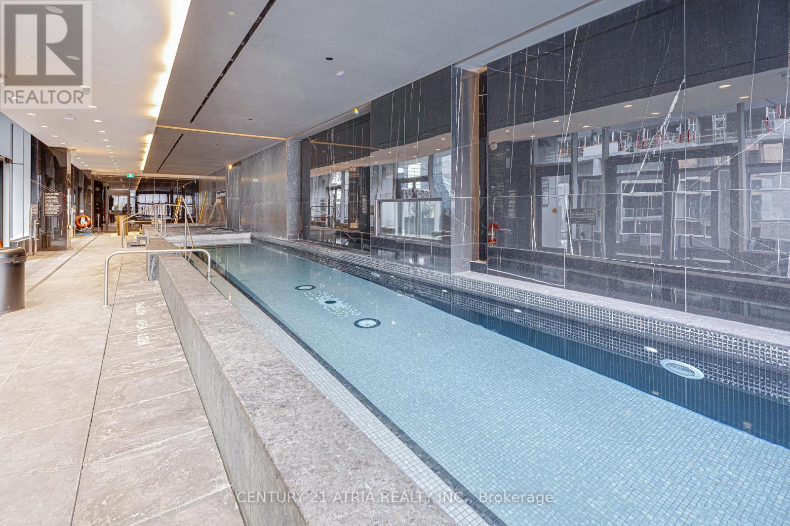 6303 - 11 Yorkville Avenue, Toronto, Ontario  M4W 0B7 - Photo 28 - C12688176