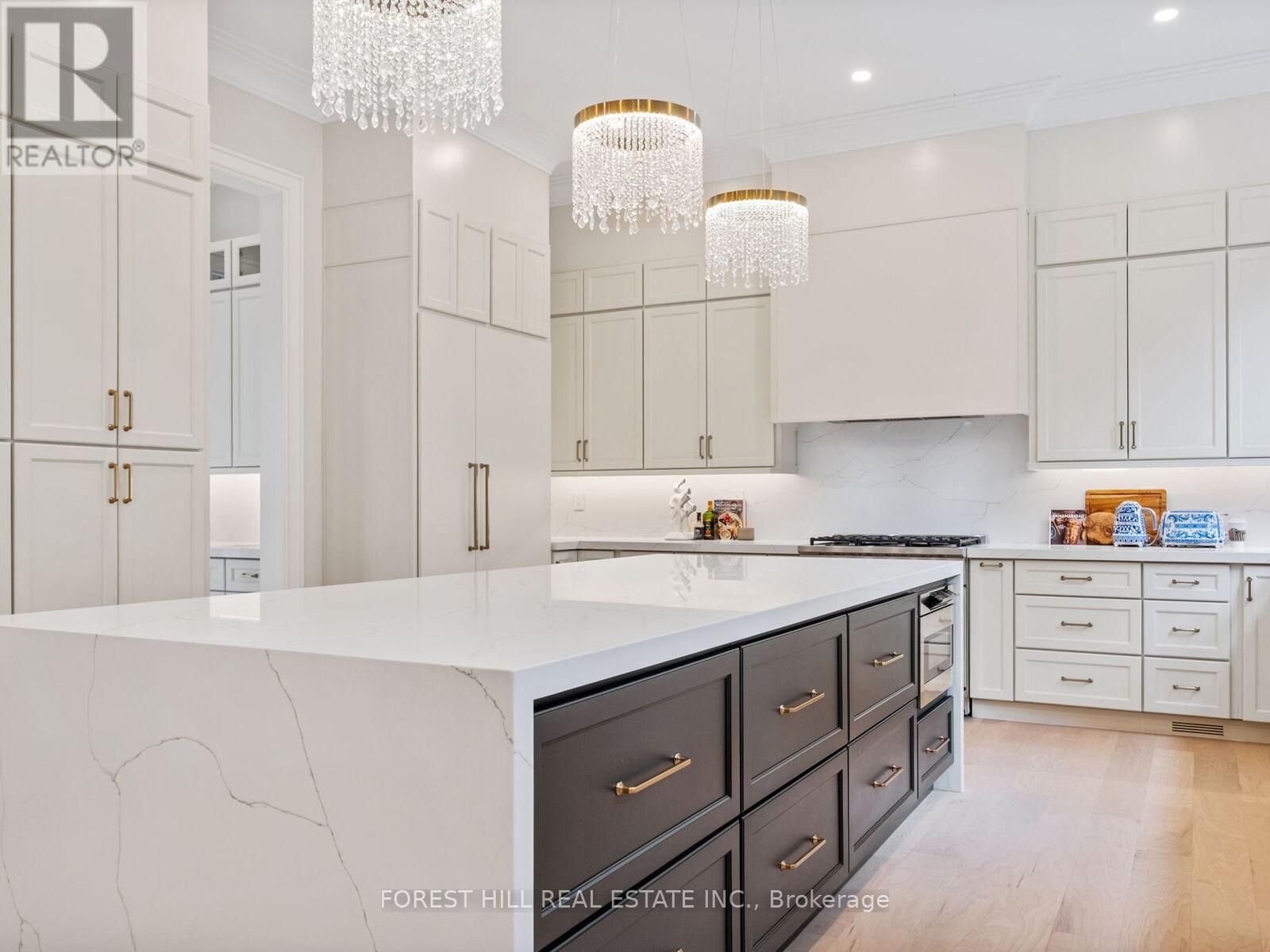 150 Holcolm Road, Toronto, Ontario  M2N 2E2 - Photo 13 - C12688184