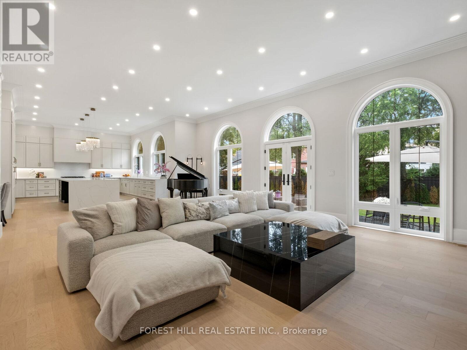 150 Holcolm Road, Toronto, Ontario  M2N 2E2 - Photo 20 - C12688184