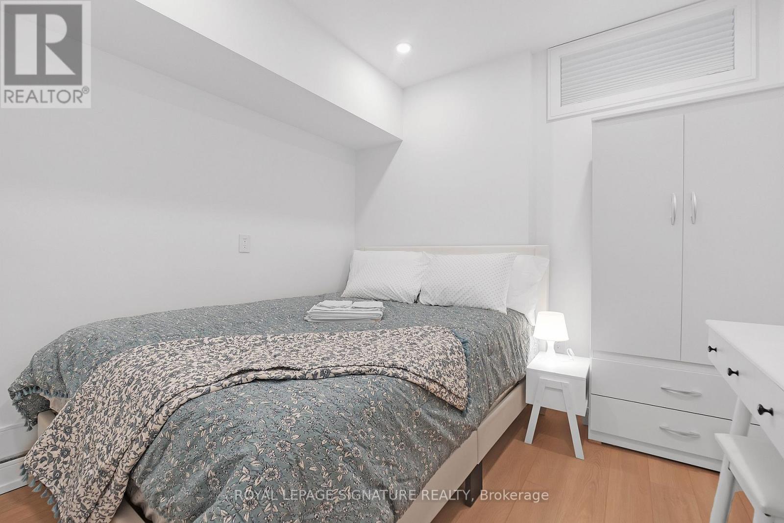 31 Edinburgh Drive, Toronto, Ontario  M3H 1B5 - Photo 13 - C12688196