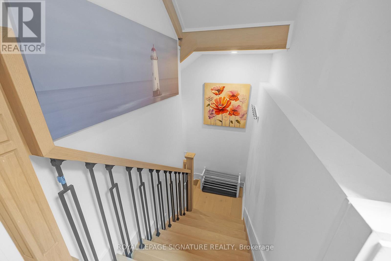 31 Edinburgh Drive, Toronto, Ontario  M3H 1B5 - Photo 3 - C12688196