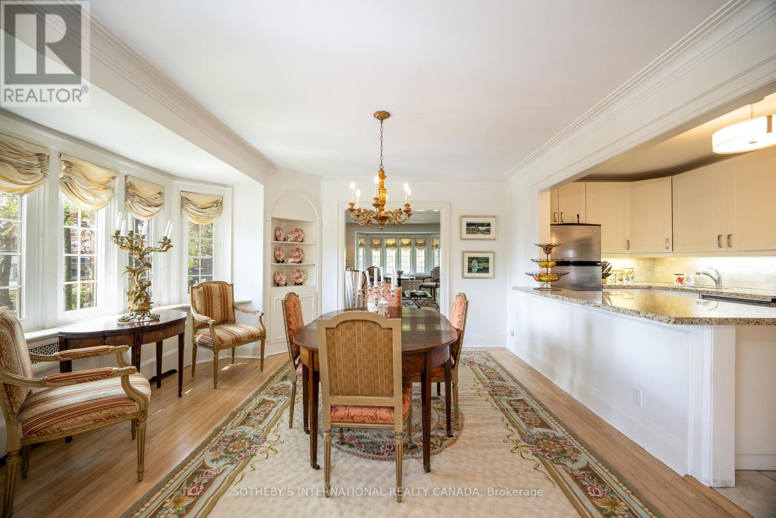 Main Flr - 18 College View Avenue, Toronto, Ontario  M5P 1J3 - Photo 26 - C12688202