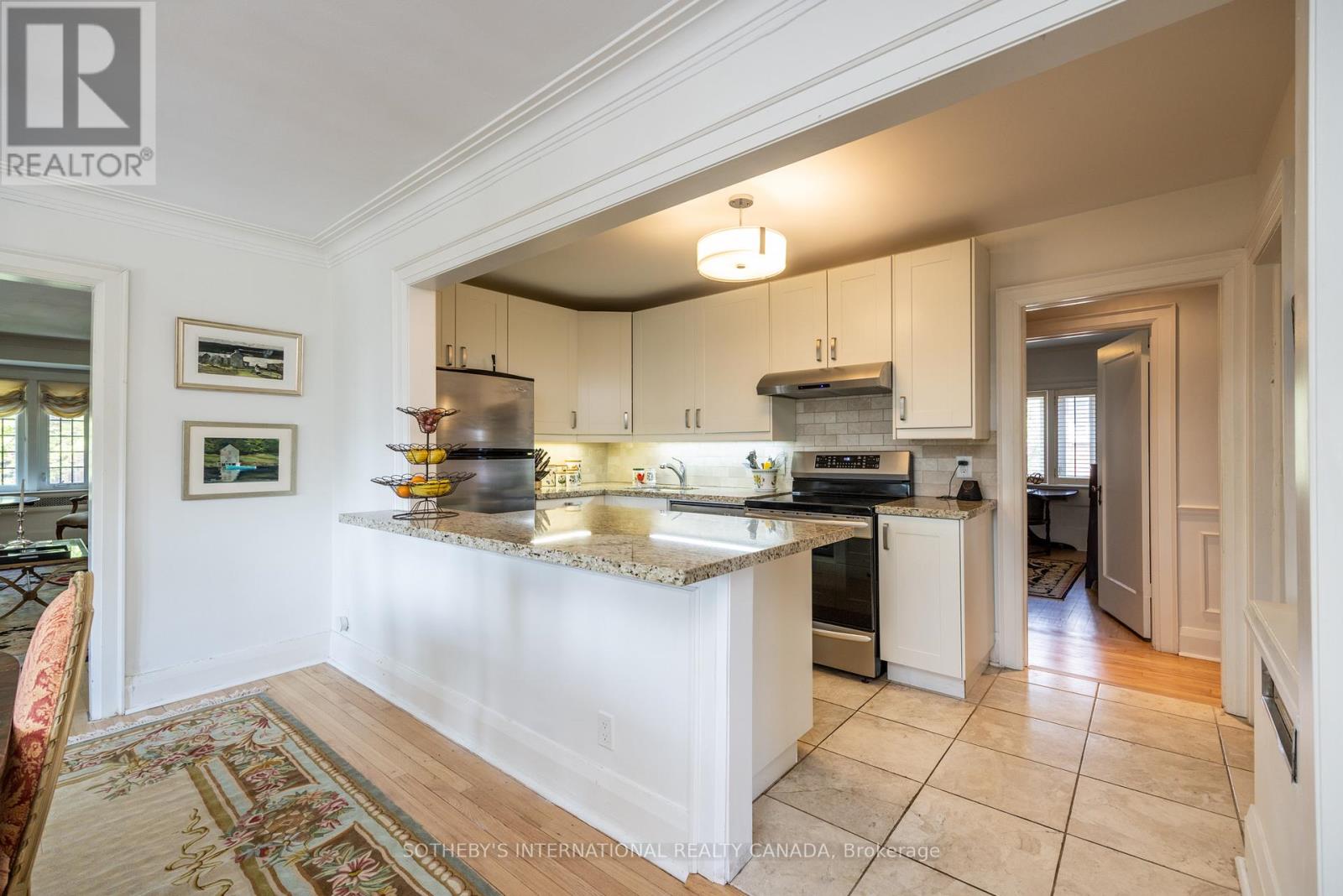 Main Flr - 18 College View Avenue, Toronto, Ontario  M5P 1J3 - Photo 27 - C12688202