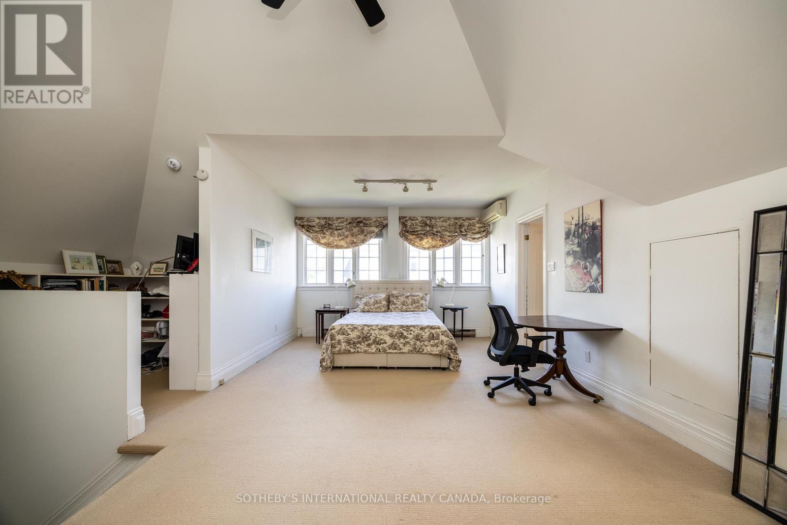 Main Flr - 18 College View Avenue, Toronto, Ontario  M5P 1J3 - Photo 34 - C12688202