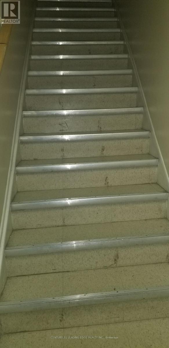 2a - 959 Bloor Street W, Toronto, Ontario  M6H 1L7 - Photo 2 - C12688218