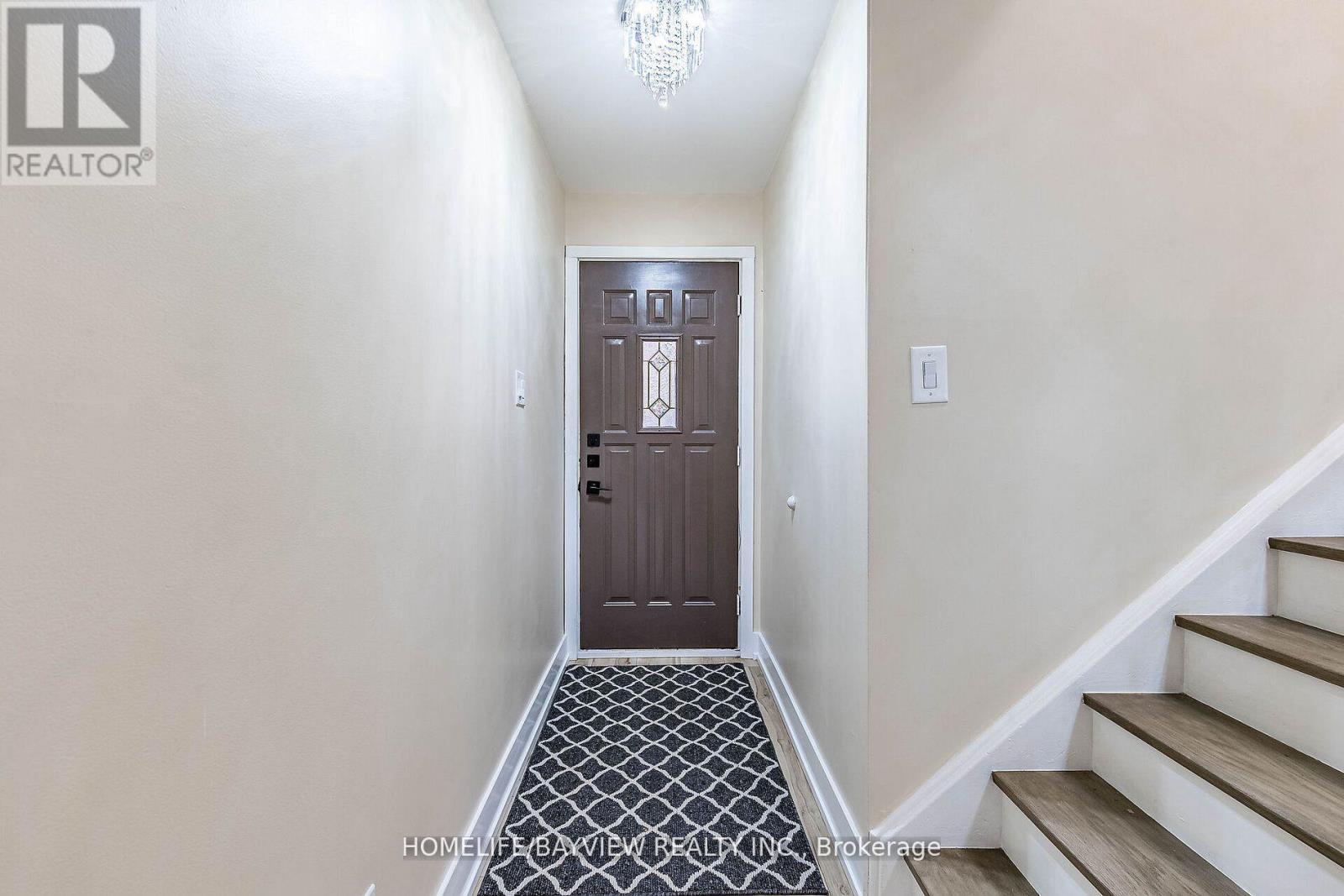 55 Greenbush Road, Toronto, Ontario  M2M 1P2 - Photo 8 - C12688250