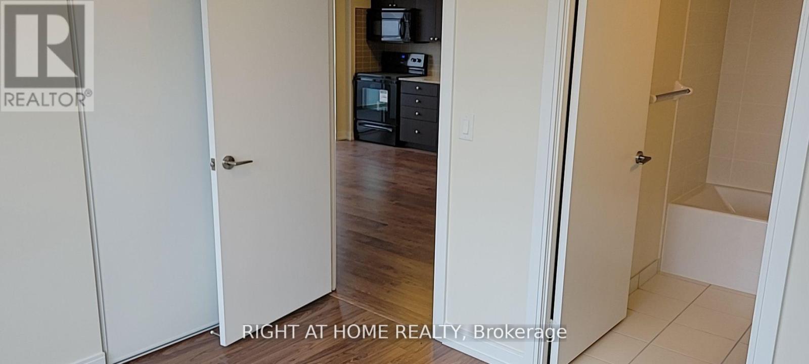 2702 - 151 Village Green Square, Toronto, Ontario  M1S 0K5 - Photo 20 - E12688268