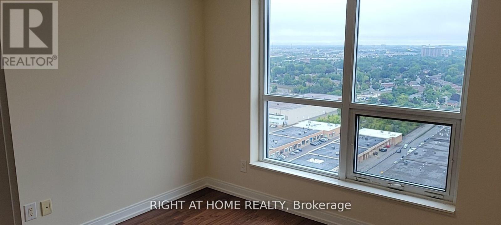 2702 - 151 Village Green Square, Toronto, Ontario  M1S 0K5 - Photo 9 - E12688268