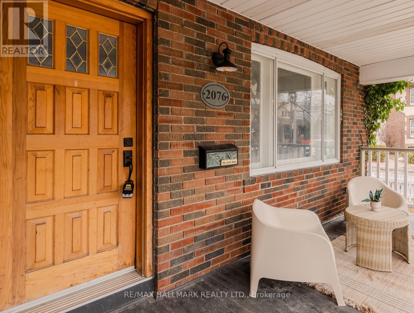 2076 Gerrard Street E, Toronto, Ontario  M4E 2B5 - Photo 19 - E12688278