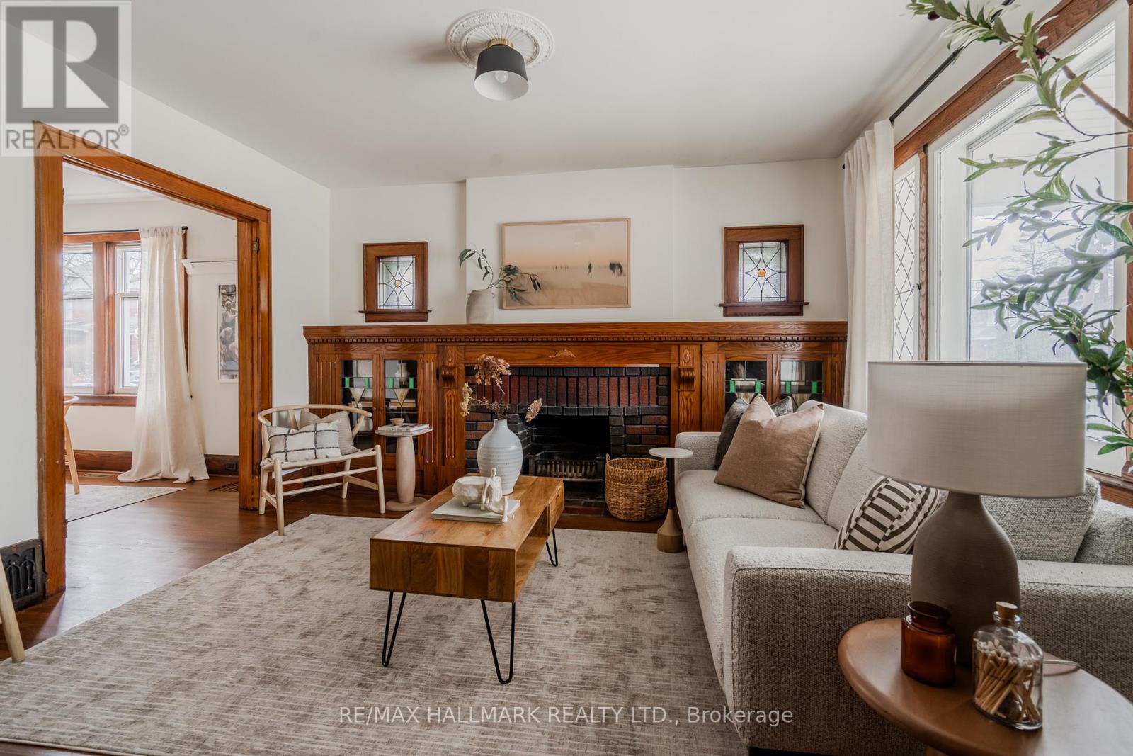 2076 Gerrard Street E, Toronto, Ontario  M4E 2B5 - Photo 3 - E12688278