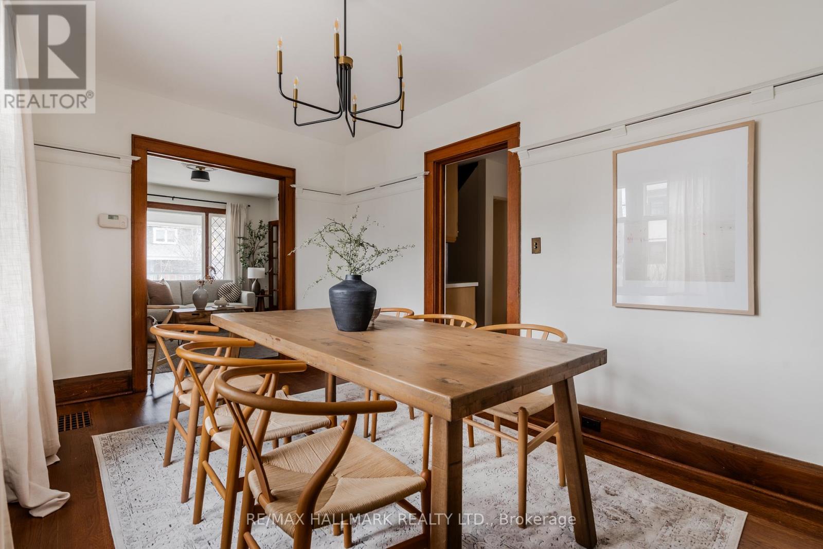 2076 Gerrard Street E, Toronto, Ontario  M4E 2B5 - Photo 7 - E12688278