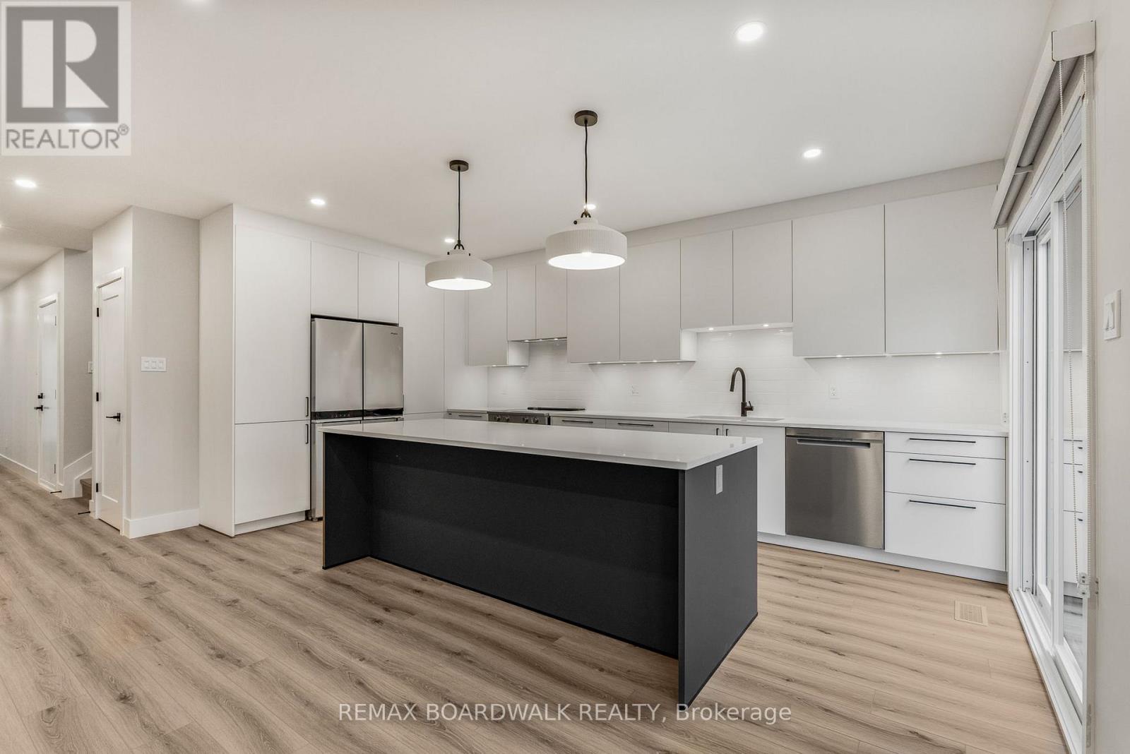 A - 1348 Avenue Q Avenue, Ottawa, Ontario  K1G 0B6 - Photo 16 - X12580066