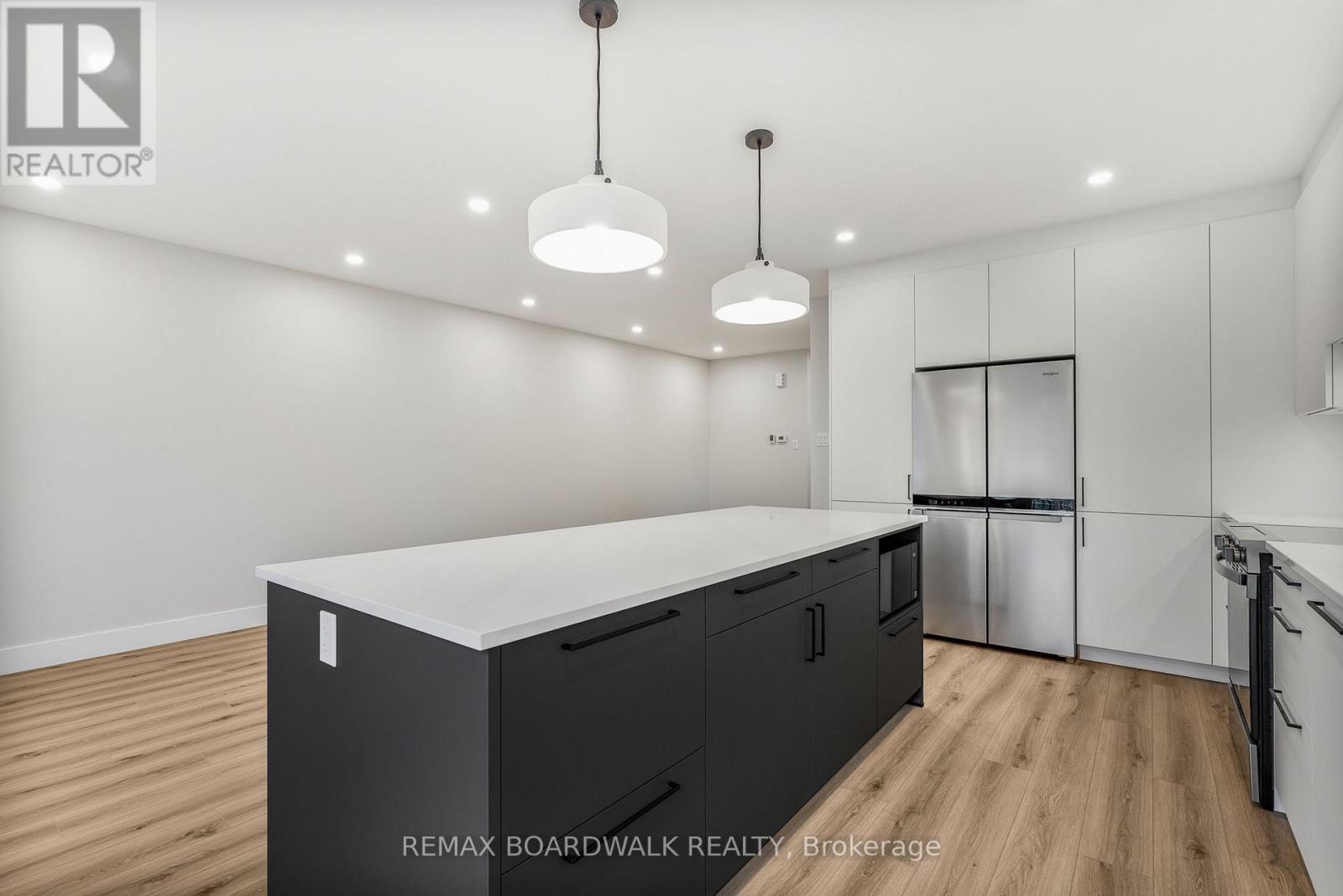 A - 1348 Avenue Q Avenue, Ottawa, Ontario  K1G 0B6 - Photo 17 - X12580066