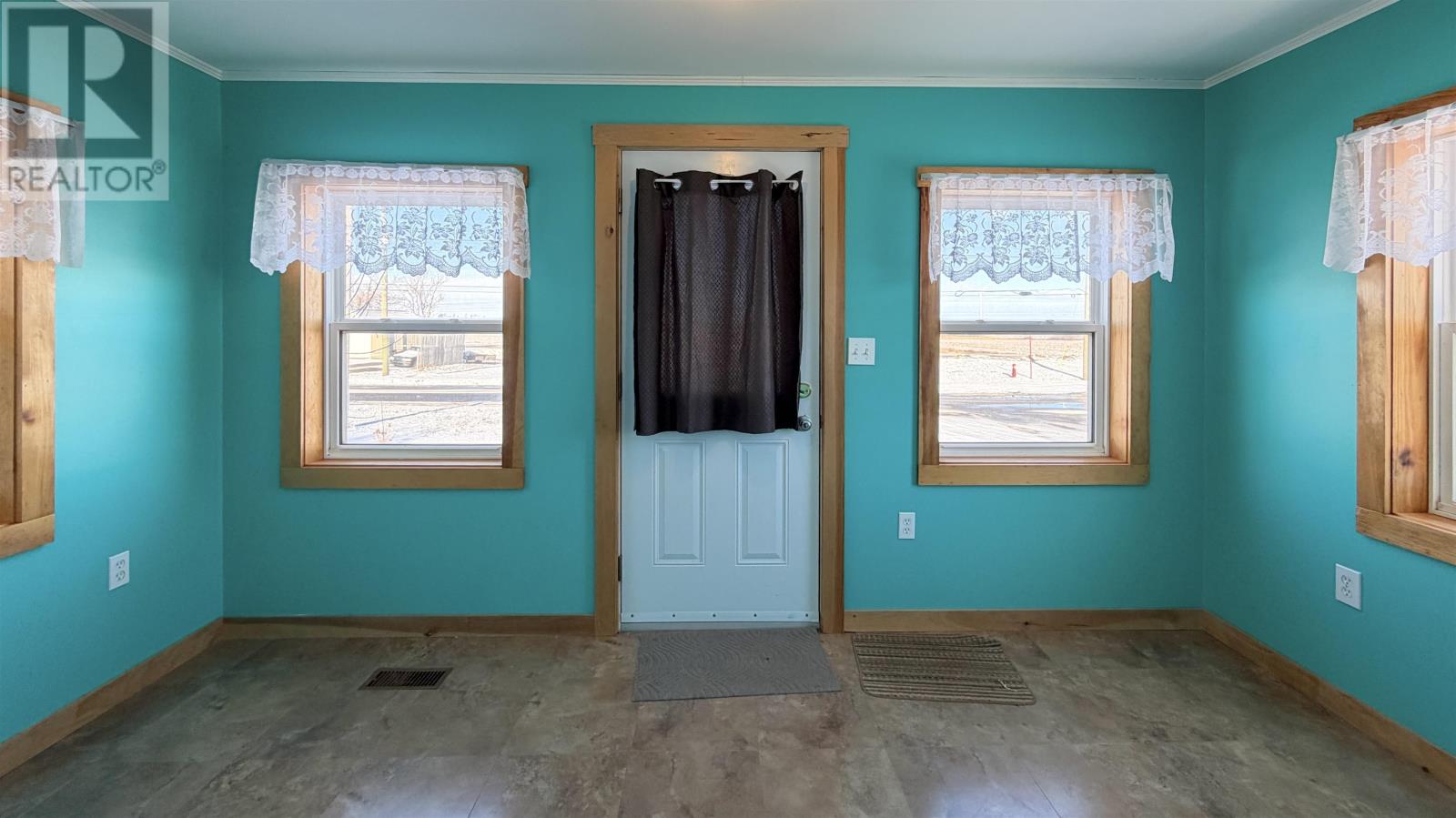 177 East Drive, Summerside, Prince Edward Island  C1N 4E3 - Photo 11 - 202600633