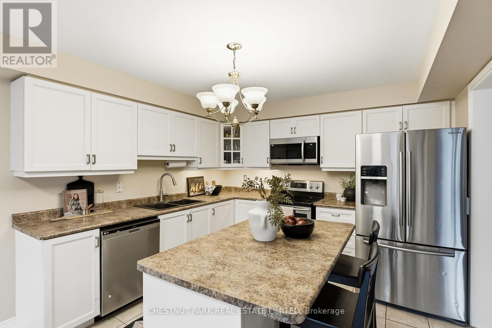 55 Apple Tree Crescent, Uxbridge, Ontario  L9P 2A7 - Photo 11 - N12688254