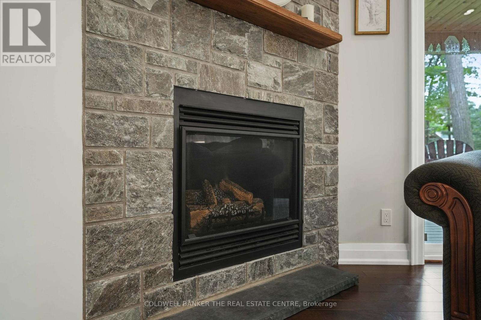 34 Oakwood Avenue, Tiny, Ontario  L9M 0J2 - Photo 18 - S12688226