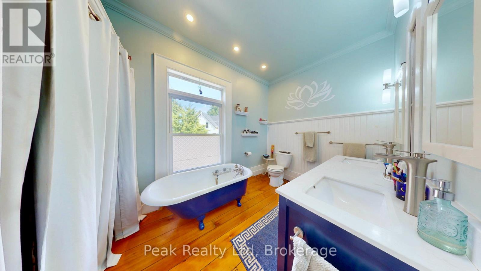 41 Douglas Street, Stratford, Ontario  N5A 5P3 - Photo 17 - X12436328