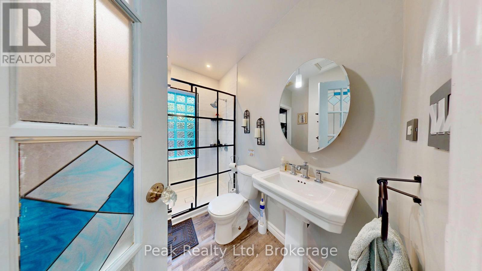 41 Douglas Street, Stratford, Ontario  N5A 5P3 - Photo 11 - X12436328