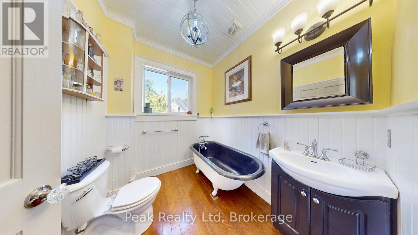 41 Douglas Street, Stratford, Ontario  N5A 5P3 - Photo 14 - X12436328