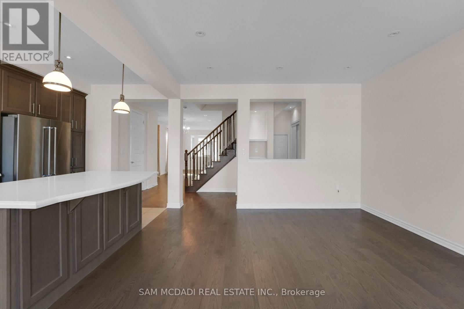 1395 Chretien Street, Milton, Ontario  L9E 1G7 - Photo 19 - W12688172