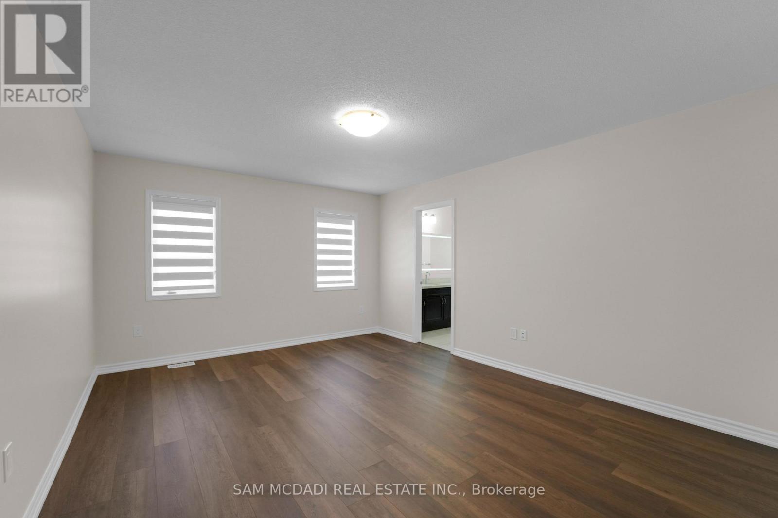 1395 Chretien Street, Milton, Ontario  L9E 1G7 - Photo 23 - W12688172