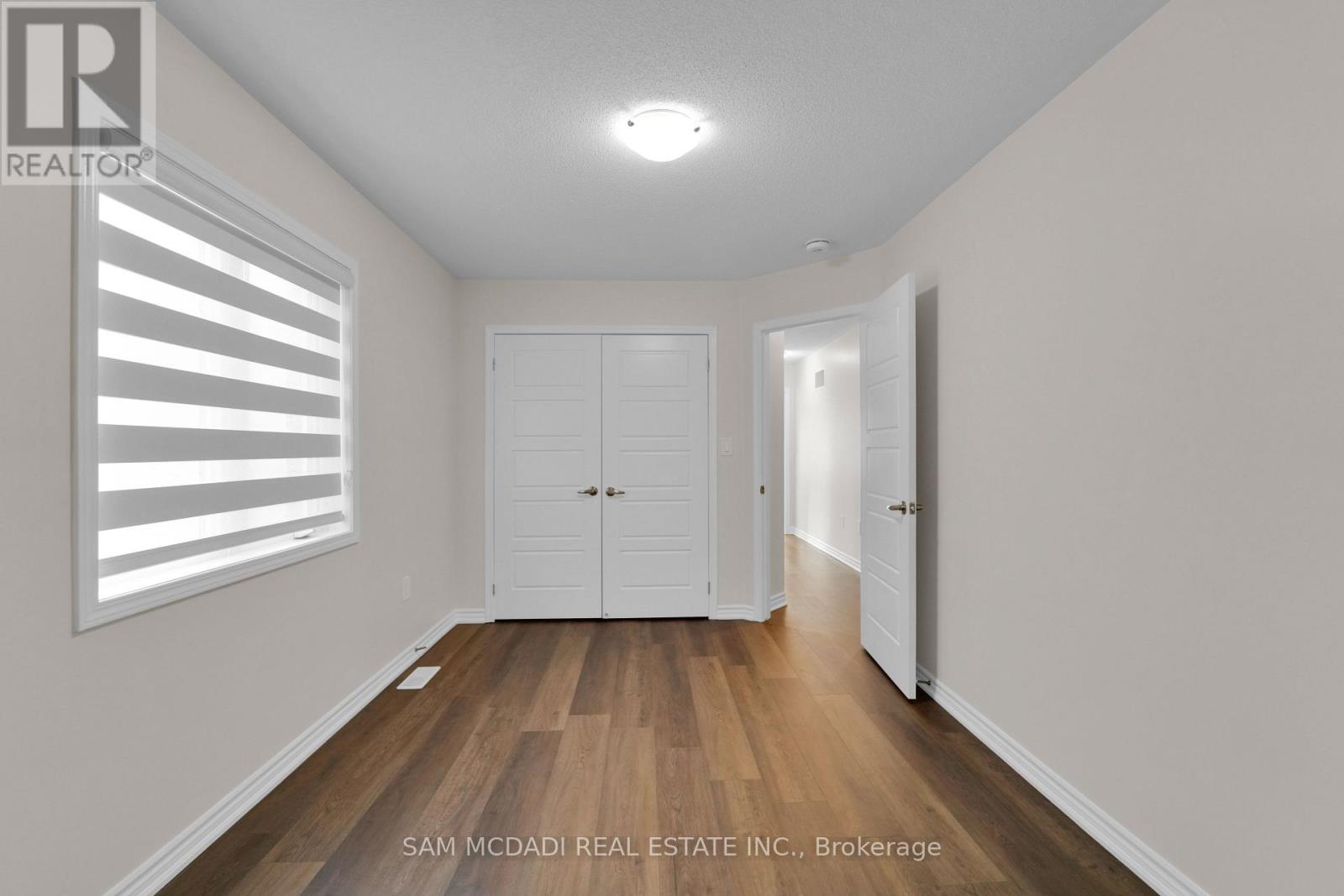 1395 Chretien Street, Milton, Ontario  L9E 1G7 - Photo 28 - W12688172