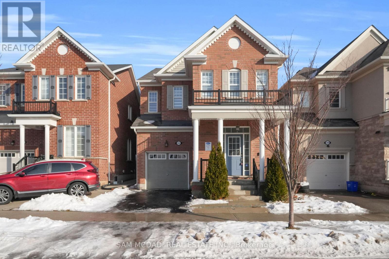 1395 Chretien Street, Milton, Ontario  L9E 1G7 - Photo 3 - W12688172