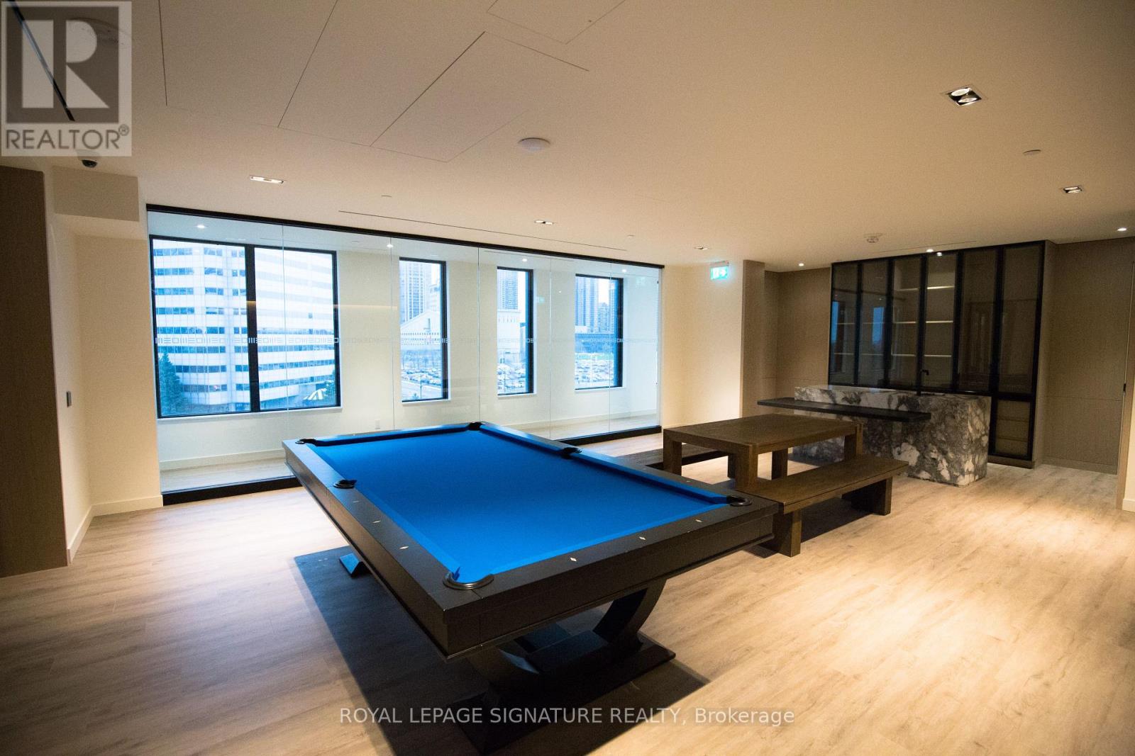 1105 - 4015 The Exchange Street, Mississauga, Ontario  L5B 0N9 - Photo 2 - W12688182