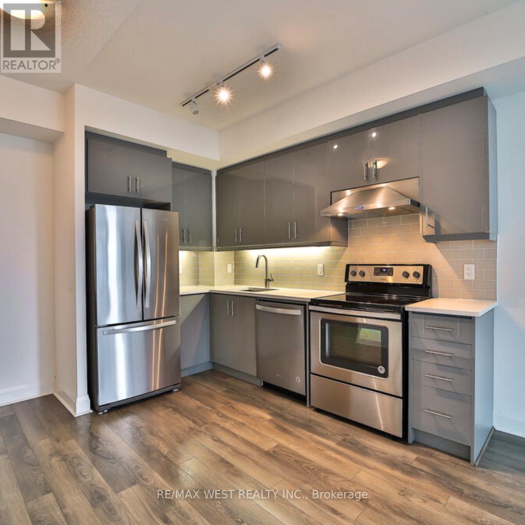 501 - 17 Zorra Street, Toronto, Ontario  M8Z 0C8 - Photo 1 - W12688188
