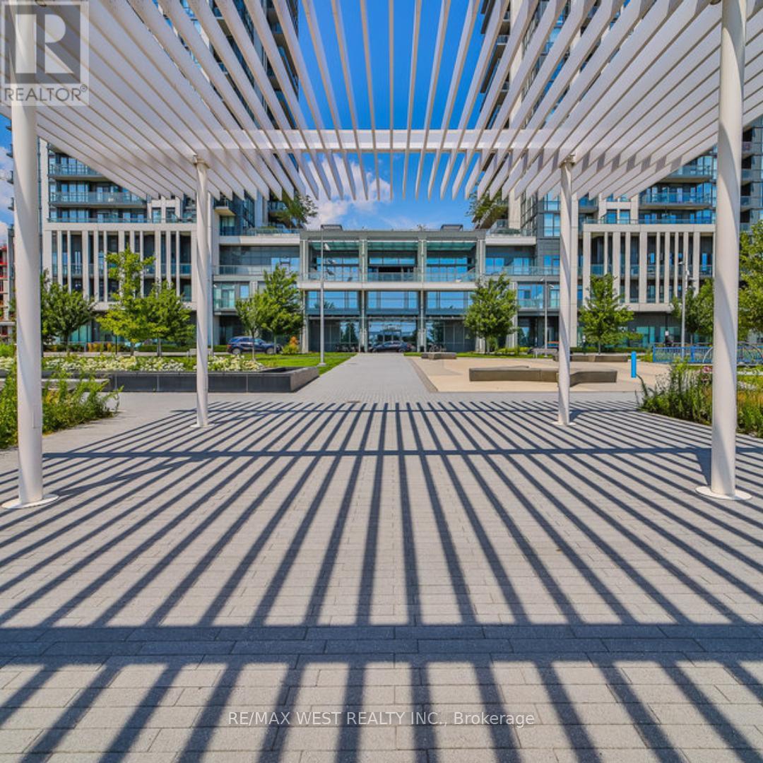 501 - 17 Zorra Street, Toronto, Ontario  M8Z 0C8 - Photo 9 - W12688188