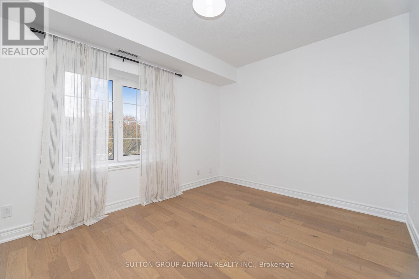 304 - 30 Anglesey Boulevard, Toronto, Ontario  M9A 3B5 - Photo 16 - W12688234