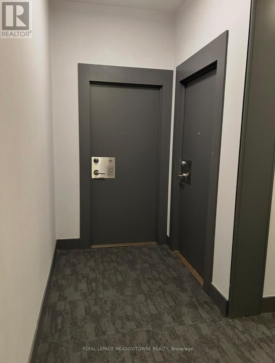 501 - 4070 Confederation Parkway, Mississauga, Ontario  L5B 0E9 - Photo 6 - W12688256